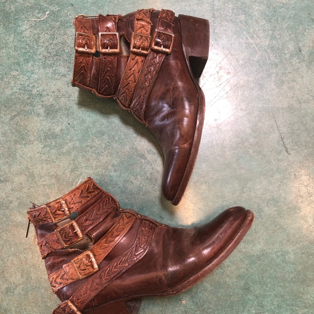 Freebies by Steven roper boots size 7